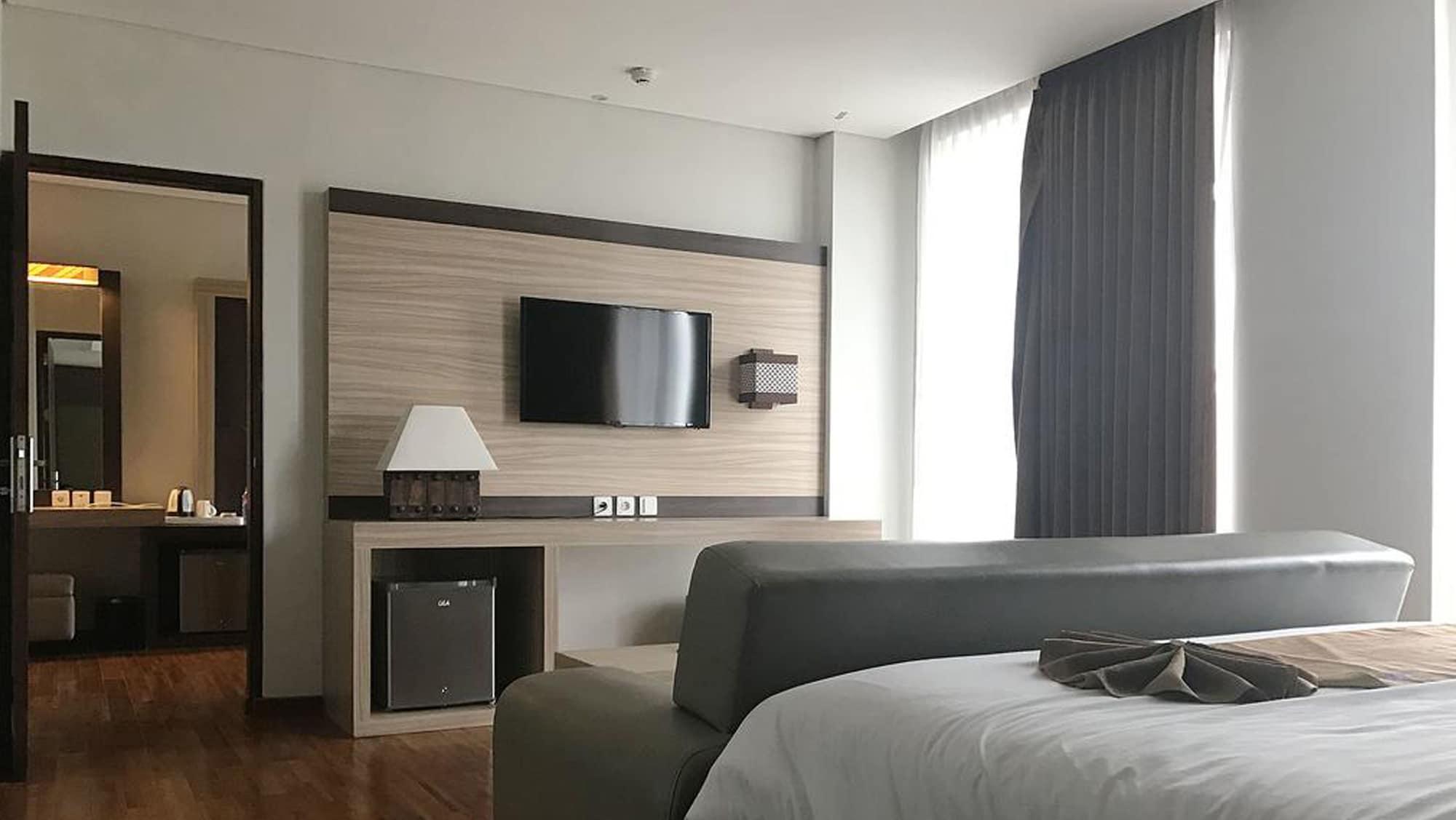 Crystal Lotus Hotel Yogyakarta Melati Екстер'єр фото