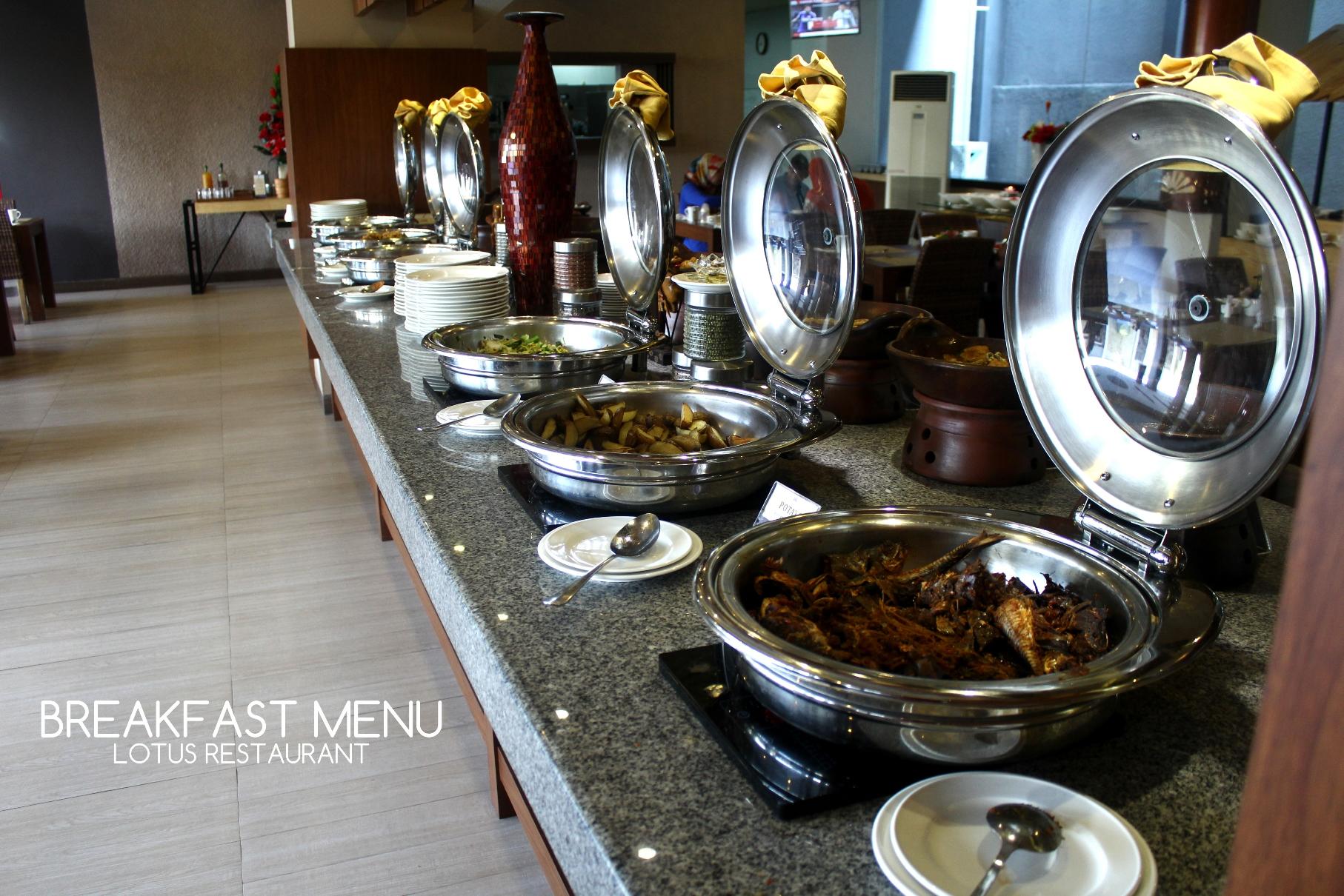 Crystal Lotus Hotel Yogyakarta Melati Екстер'єр фото