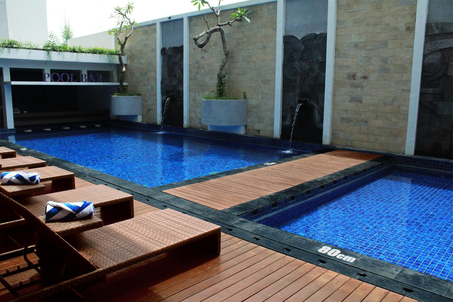 Crystal Lotus Hotel Yogyakarta Melati Екстер'єр фото