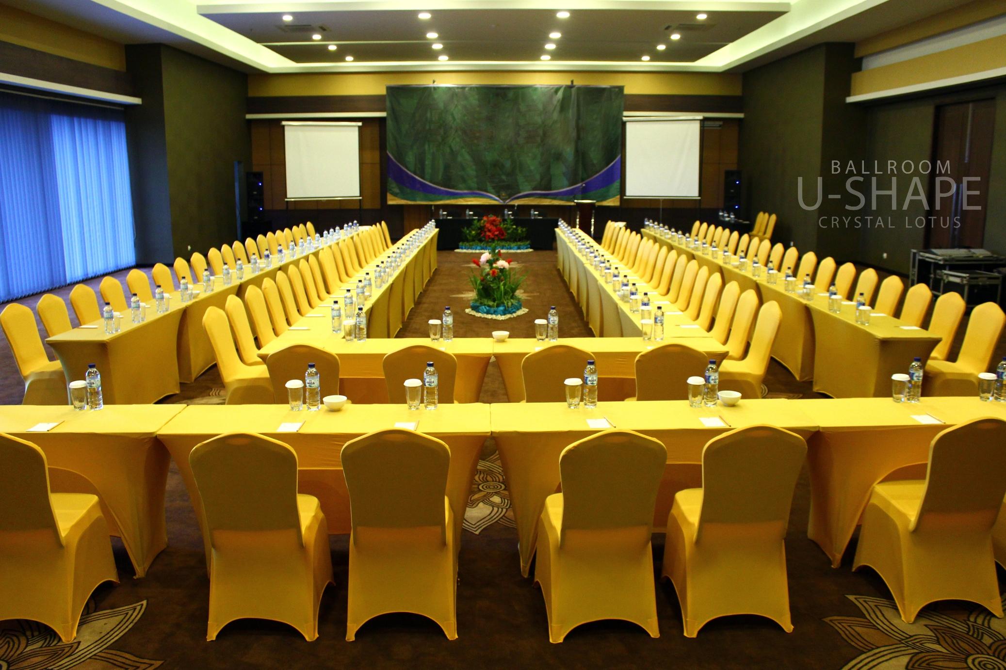 Crystal Lotus Hotel Yogyakarta Melati Екстер'єр фото