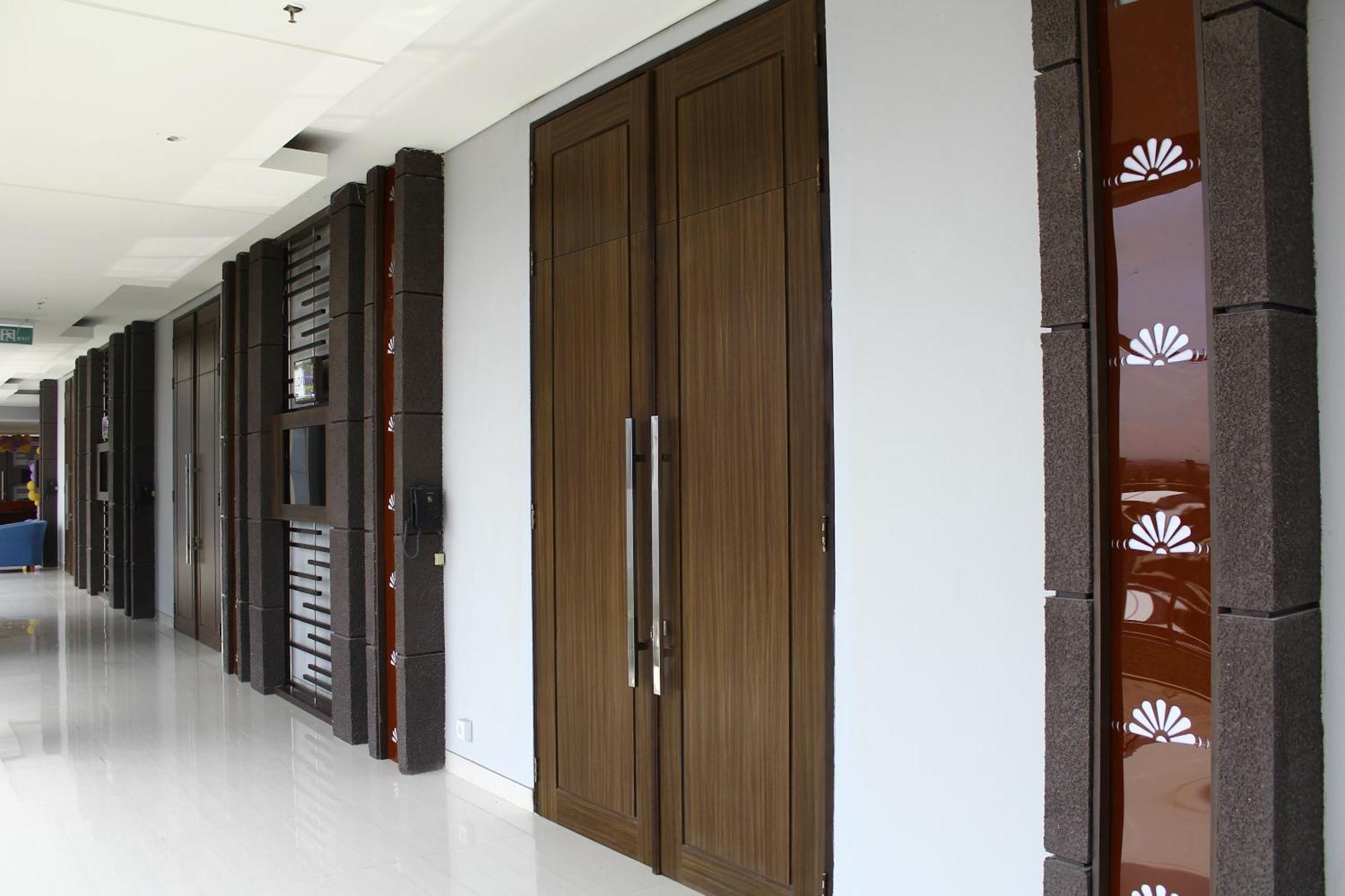 Crystal Lotus Hotel Yogyakarta Melati Екстер'єр фото
