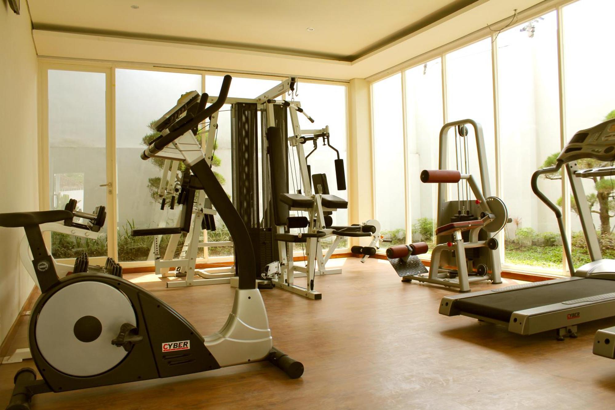 Crystal Lotus Hotel Yogyakarta Melati Екстер'єр фото