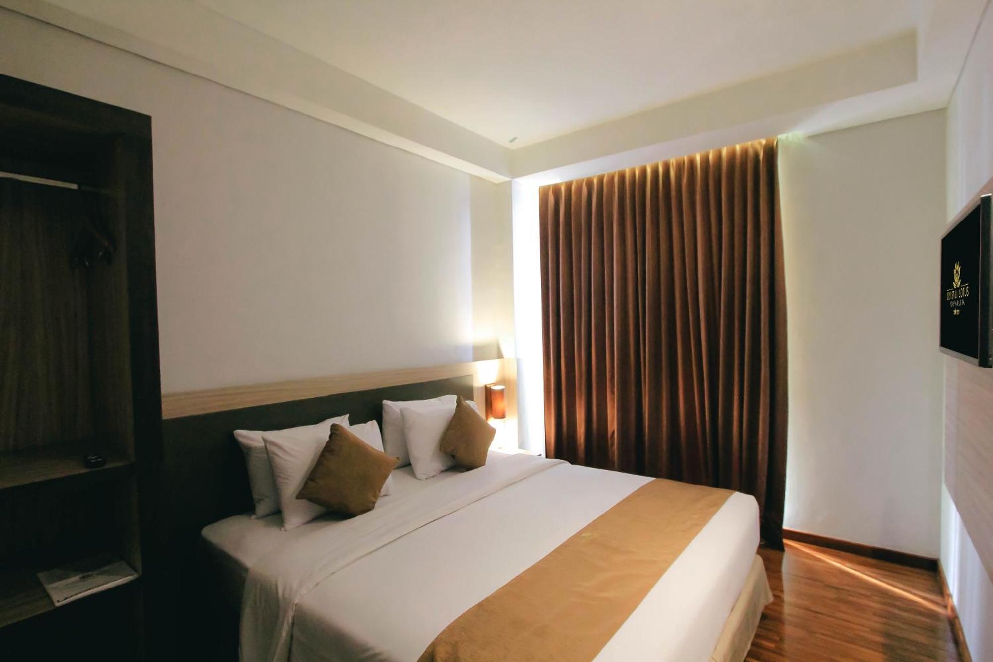 Crystal Lotus Hotel Yogyakarta Melati Екстер'єр фото